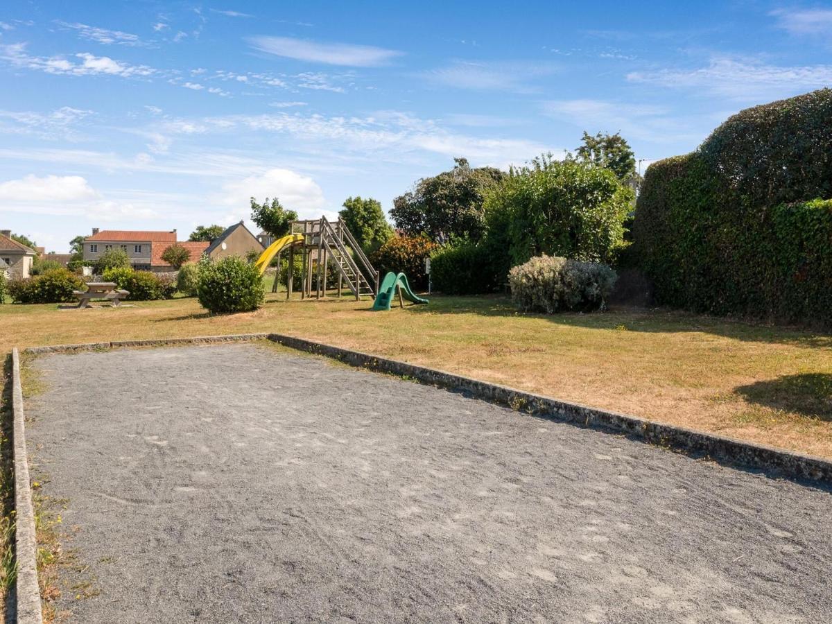 Fully Renovated House Only Few Minutes Walk Away From Ohama Beach Vierville-sur-Mer Bagian luar foto